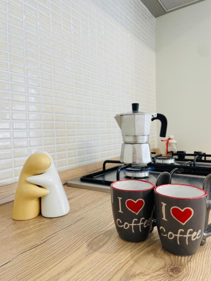 Apartment Sweet *